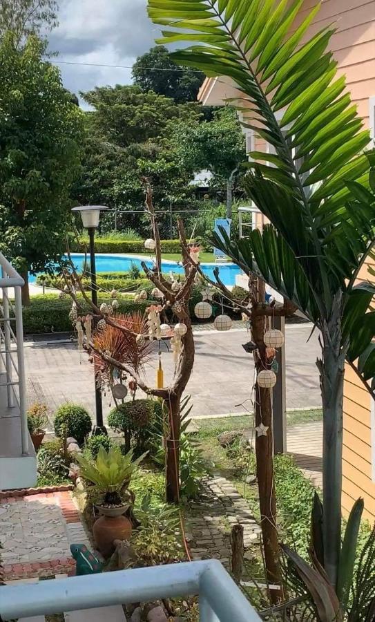 3 Bedrooms 3 Baths Victorian Style Townhouse Fully Furnished Batangas Luaran gambar